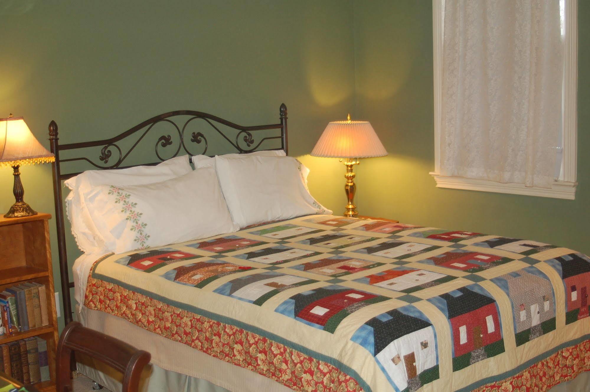 Haynes Bed And Breakfast Greensboro Luaran gambar